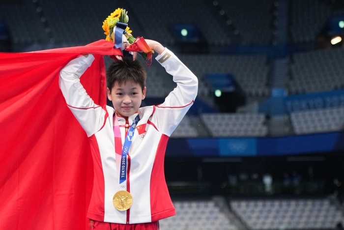 Cộng đồng mạng Trung Quốc phẫn nộ trước bài đăng của báo Úc về nhà vô địch Olympic 14 tuổi - Ảnh 3.