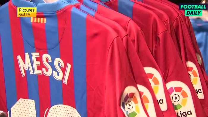 Người hâm mộ vẫn đi mua áo đấu Messi bất chấp sự thật phũ phàng - Ảnh 2.