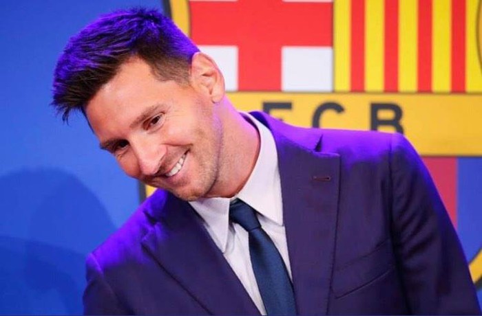 Messi cười rạng rỡ trong ngày nói lời tạm biệt Barcelona - Ảnh 1.