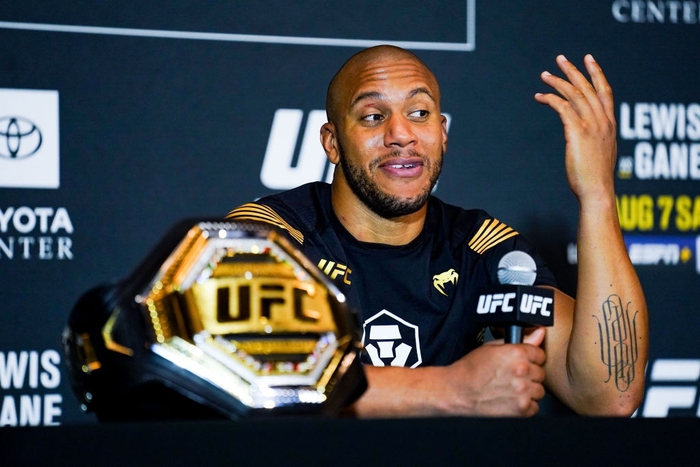 Cyril Gane hạ thuyết phục Derrick Lewis, trở thành nhà vua mới của hạng nặng UFC - Ảnh 11.