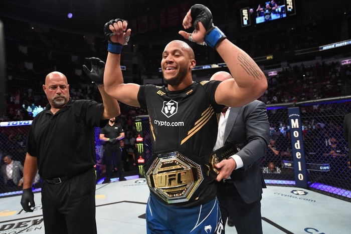 Những điều rút ra sau UFC 265: Gane khiến Dana White hài lòng, Aldo vẫn chưa hết thời - Ảnh 1.