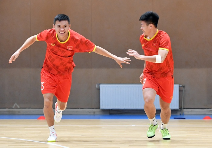 Futsal Việt Nam tập trung cải thiện phòng ngự và phối hợp nhanh, hướng đến khai mạc World Cup 2021 - Ảnh 2.