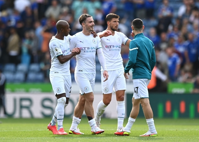 Đồng đội trên tuyển của Ronaldo tỏa sáng giúp Man City vượt ải Leicester  - Ảnh 11.