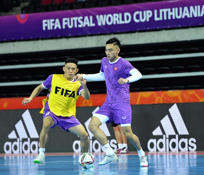 HLV Phạm Minh Giang nhận định sẽ chơi phòng ngự phản công với Brazil tại World Cup 2021 - Ảnh 4.