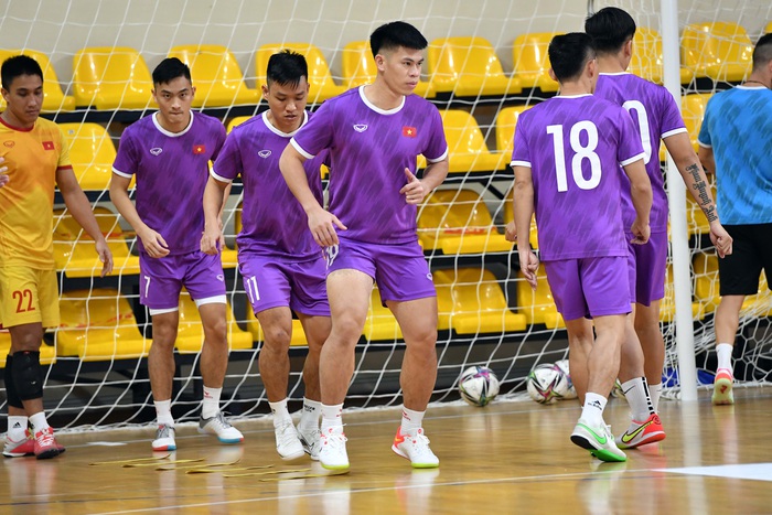 Futsal Việt Nam rèn luyện miếng đánh pha phản công nhanh trước Panama tại World Cup 2021 - Ảnh 1.