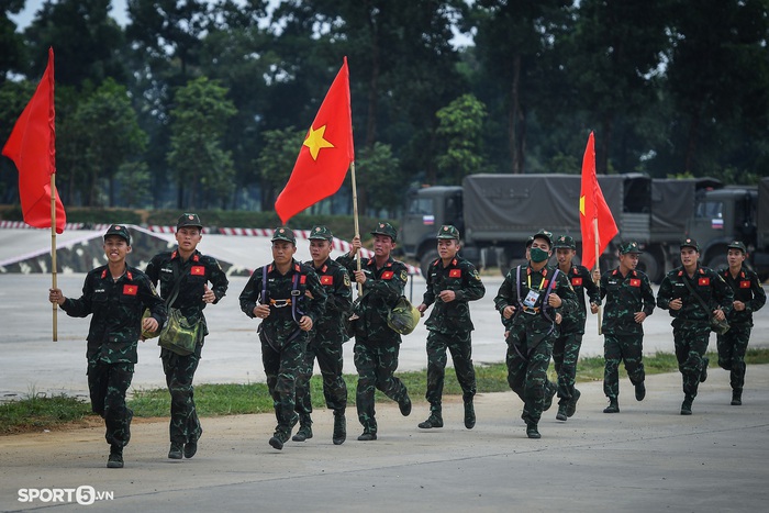 Đội tuyển Việt Nam vượt trội tại chặng 2 cuộc thi “Vùng tai nạn” trong khuôn khổ Army Games 2021 - Ảnh 13.