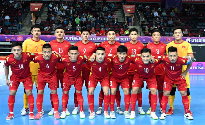 Đội tuyển futsal Việt Nam lọt vào vòng 16 đội World Cup 2021, FIFA và AFC đề cao chiến tích - Ảnh 1.