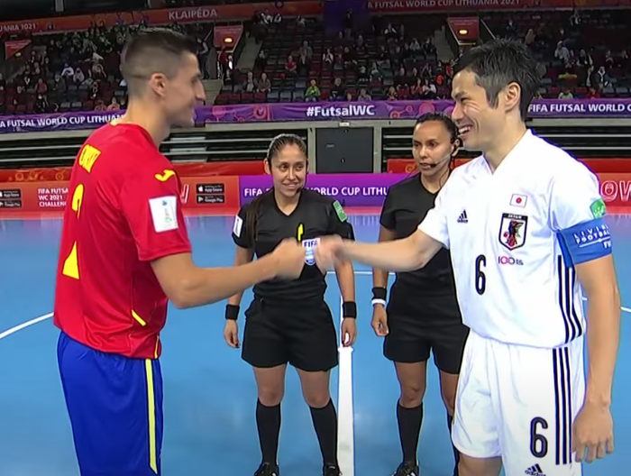 Futsal Nhật Bản có ca dương tính đầu tiên, trọng tài bắt chính trận thứ 3 của Việt Nam từng bắt cho Nhật bản - Ảnh 1.