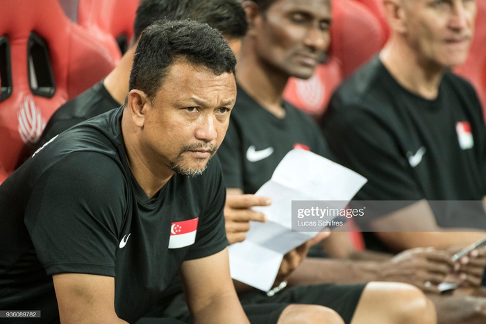 Huyền thoại bóng đá Singapore cho rằng đội nhà may mắn khi tránh được tuyển Việt Nam tại AFF Cup 2020 - Ảnh 1.