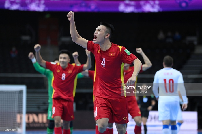 Những khoảnh khắc ấn tượng của tuyển Futsal Việt Nam tại Wolrd Cup 2021 - Ảnh 8.