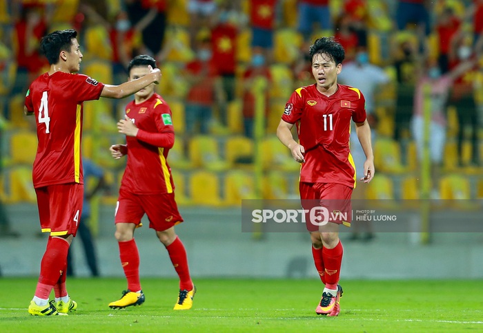 Tuyển Việt Nam chốt danh sách đấu Malaysia: Minh Vương vắng mặt - Ảnh 1.