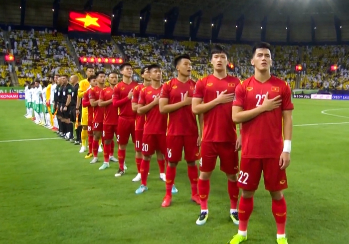 Quang Hải khiến Việt Nam &quot;rung chuyển&quot; giữa đêm với bàn thắng vào lưới Saudi Arabia chỉ sau 3 phút bóng lăn - Ảnh 3.