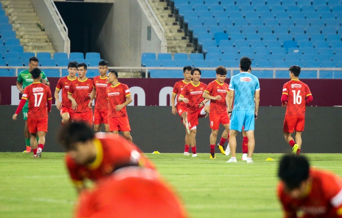 Tuyển Việt Nam trở lại tập luyện ở sân đấu bất bại 5 năm qua - Ảnh 2.