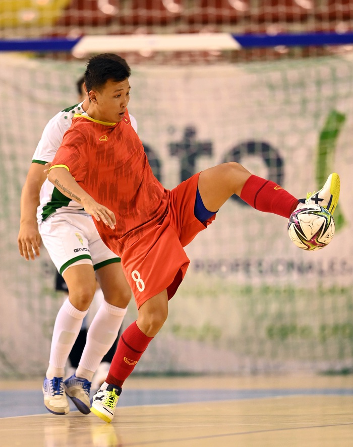 Nguyễn Minh Trí là cầu thủ futsal Việt Nam đáng xem nhất tại World Cup 2021 - Ảnh 1.