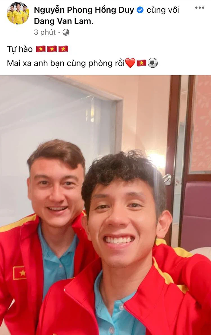 Cầu thủ tuyển Việt Nam: &quot;Giữ vững tinh thần, ngẩng đầu mà đi&quot; - Ảnh 6.