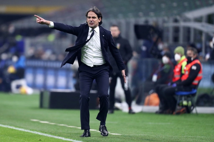 Cái tên bất ngờ sắm vai người hùng, Inter Milan hạ gục Lazio để đòi lại ngôi đầu từ tay AC Milan - Ảnh 9.