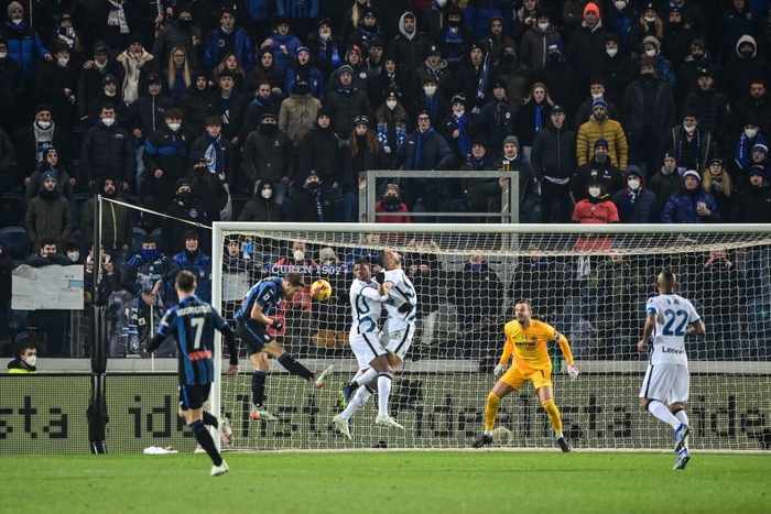 Inter Milan đứt mạch 8 trận thắng liên tiếp tại Serie A - Ảnh 5.