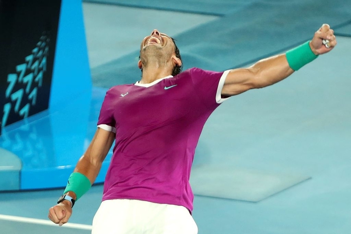 Nadal rơi nước mắt khi chỉ còn trận chung kết Australian Open để vượt Federer và Djokovic - Ảnh 10.