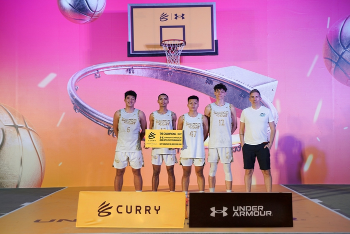 Giới trẻ yêu bóng rổ trải nghiệm cơ hội thi thố tài năng và đón nhận thông điệp từ siêu sao Stephen Curry - Ảnh 4.