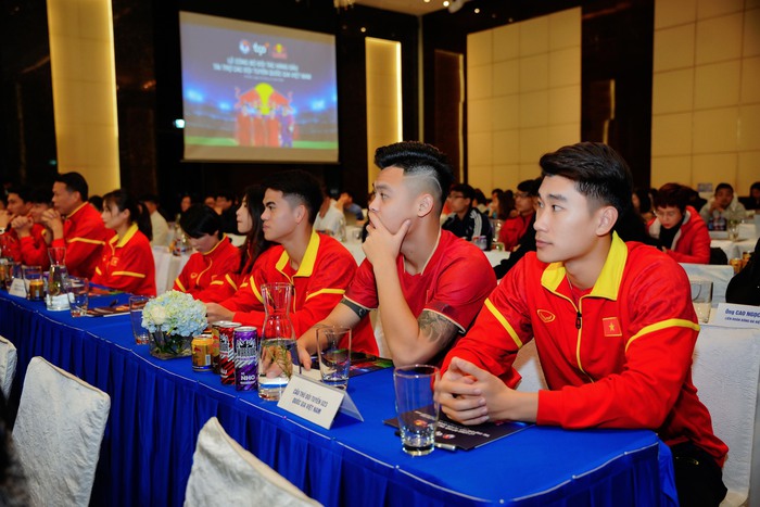 Liên đoàn Bóng đá Việt Nam công bố nhà tài trợ cho các đội tuyển quốc gia - Ảnh 2.