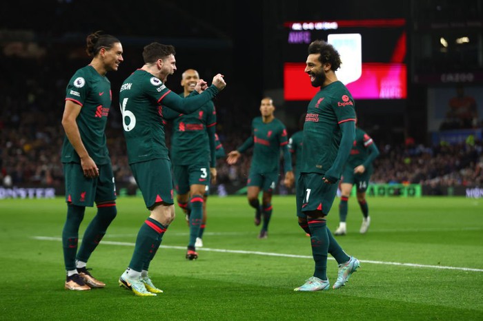 Salah tỏa sáng, Liverpool áp sát top 4 Ngoại hạng Anh - Ảnh 2.