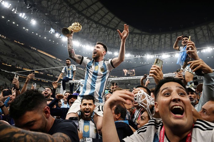 20 khoảnh khắc thể thao ấn tượng nhất 2022: Messi sắm vai GOAT, Ronaldo bật khóc tiếc nuối