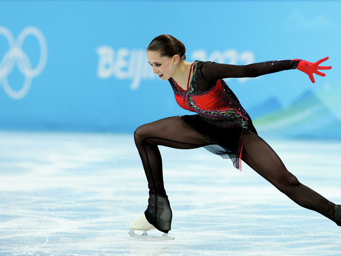Thiên thần trượt băng Nga bị phát hiện dùng chất cấm sau cú nhảy lịch sử Olympic - Ảnh 1.