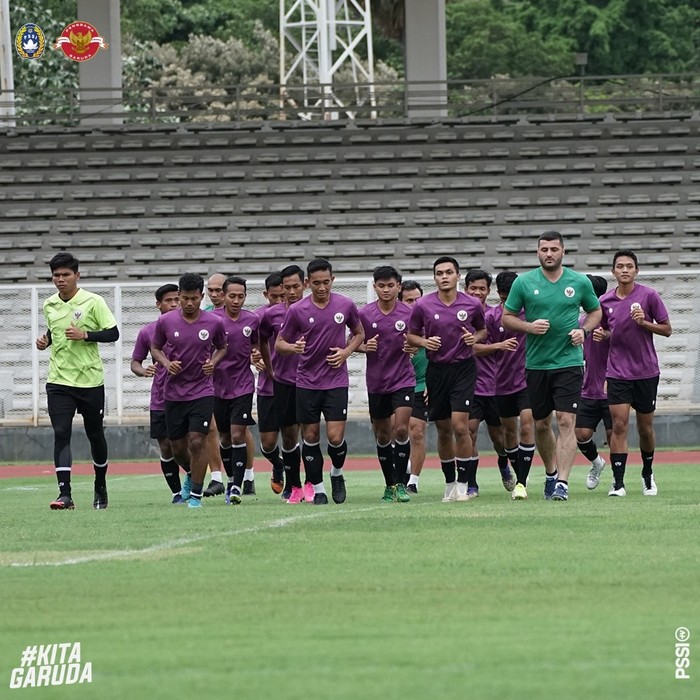Ronaldo, Ferdinand dương tính, U23 Indonesia rút lui khỏi giải U23 Đông Nam Á - Ảnh 1.