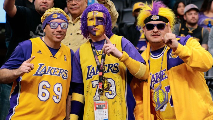 Giới thượng tầng Los Angeles Lakers lên tiếng về phiên chợ im ắng của mình - Ảnh 1.