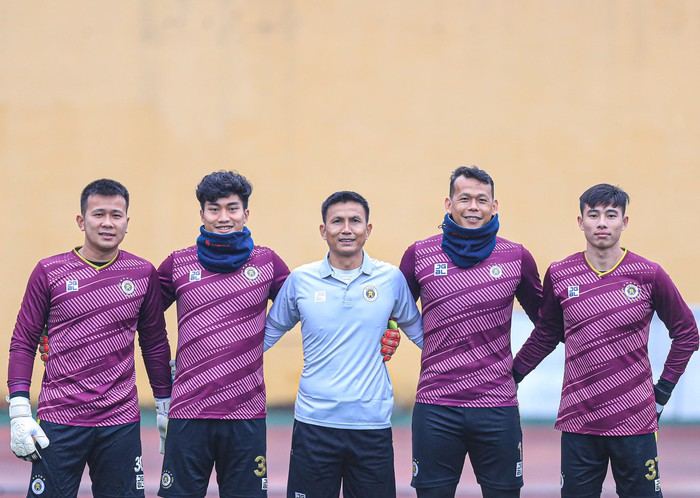 Trận Nam Định – Hà Nội FC khả năng hoãn, đội khách không có thủ môn - Ảnh 1.