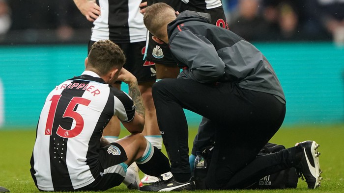 Sao tuyển Anh gãy chân, Newcastle mất &quot;gà son&quot; vì chấn thương nặng - Ảnh 1.