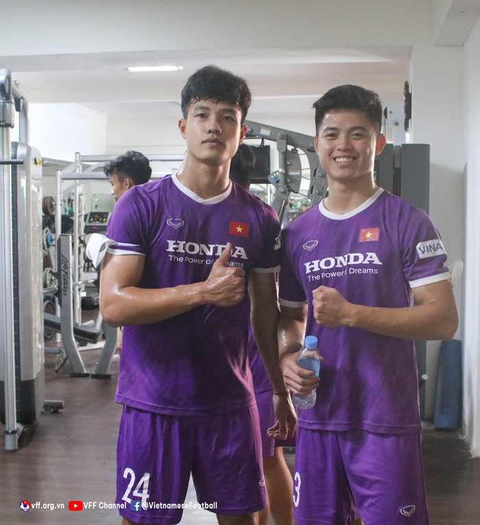 U23 Việt Nam chỉ được tập gym tại khách sạn sau khi toàn đội có kết quả âm tính Covid-19 - Ảnh 5.