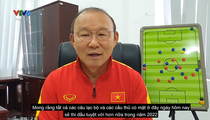 Cập nhật sự kiện Quả bóng vàng Việt Nam 2021: Hoàng Đức vượt Quang Hải, nhận QBV đầu tiên trong sự nghiệp - Ảnh 12.