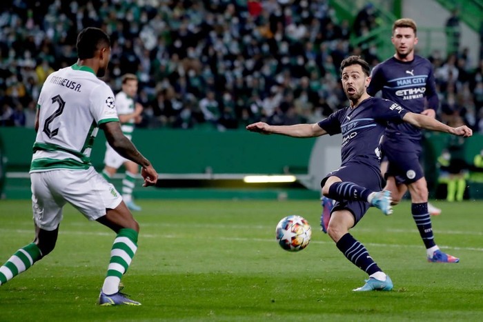 Hủy diệt Sporting, Man City đặt một chân vào tứ kết Champions League - Ảnh 2.