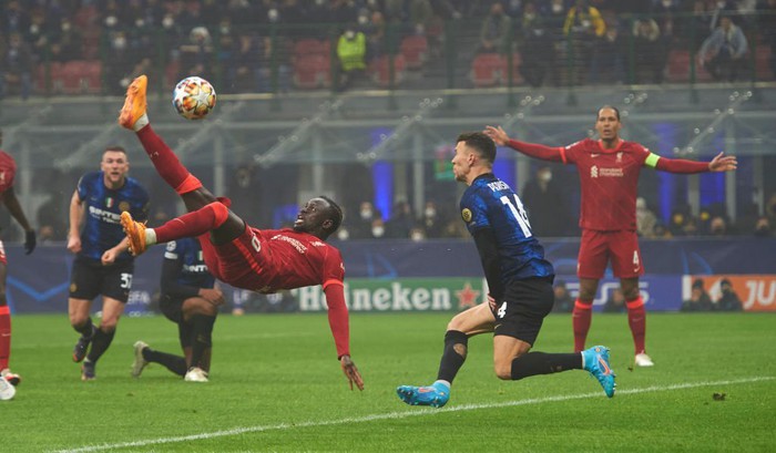 Song tấu Salah - Firmino tỏa sáng, Liverpool phá sập sào huyệt của Inter Milan để tiến sát vé tứ kết Champions League - Ảnh 5.