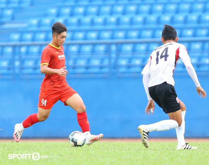 5 cầu thủ U23 Việt Nam đáng chú ý tại U23 Đông Nam Á - Ảnh 5.