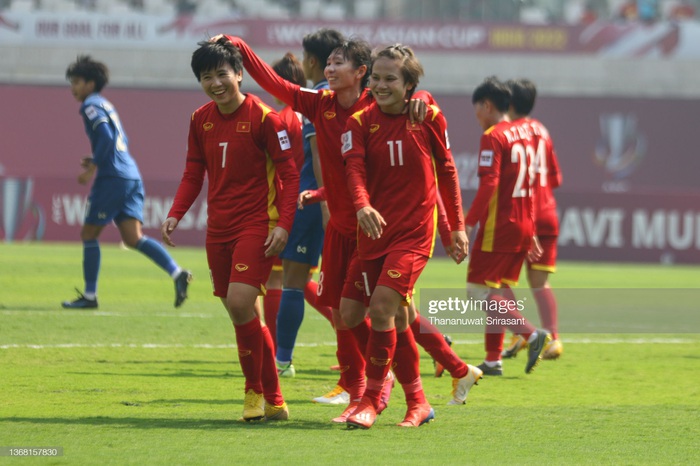 Đội tuyển nữ Việt Nam 2-0 Thái Lan, nắm lợi thế lớn giành vé đi VCK World Cup nữ 2023 - Ảnh 8.
