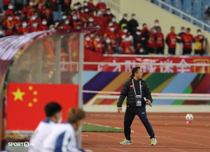 Trợ lý của HLV Park Hang-seo chỉ ra 9 điều sau trận tuyển Việt Nam chiến thắng tuyển Trung Quốc - Ảnh 1.