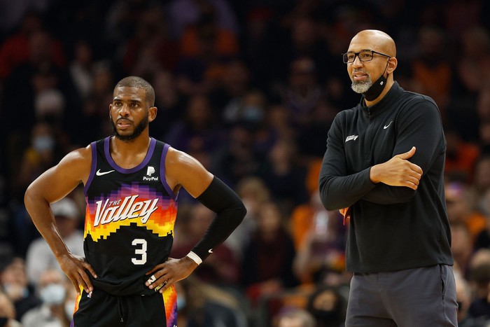 Chris Paul nghỉ 6-8 tuần vì gãy ngón tay: Phoenix Suns gặp khó trước thềm NBA Playoffs 2022 - Ảnh 4.