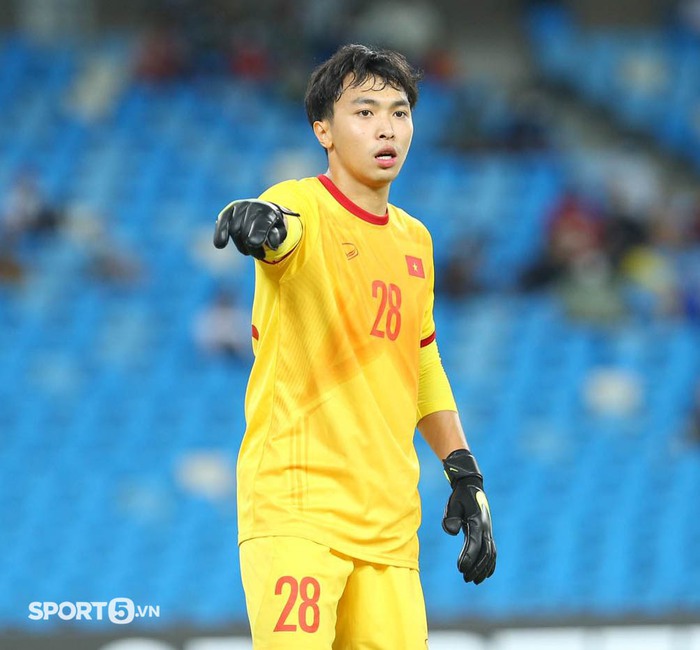 Chân dung thủ môn Tuấn Hưng cản phá penalty xuất sắc giúp U23 Việt Nam giành vé vào chung kết - Ảnh 8.