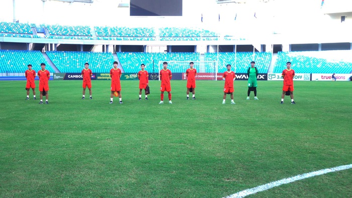 Trực tiếp U23 Việt Nam vs U23 Timor Leste, bán kết U23 Đông Nam Á: 13 &quot;chiến binh&quot; vượt khó  - Ảnh 1.