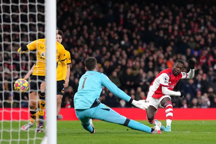 Thắng kịch tích phút cuối, Arsenal gây sức ép lên top 4 - Ảnh 4.