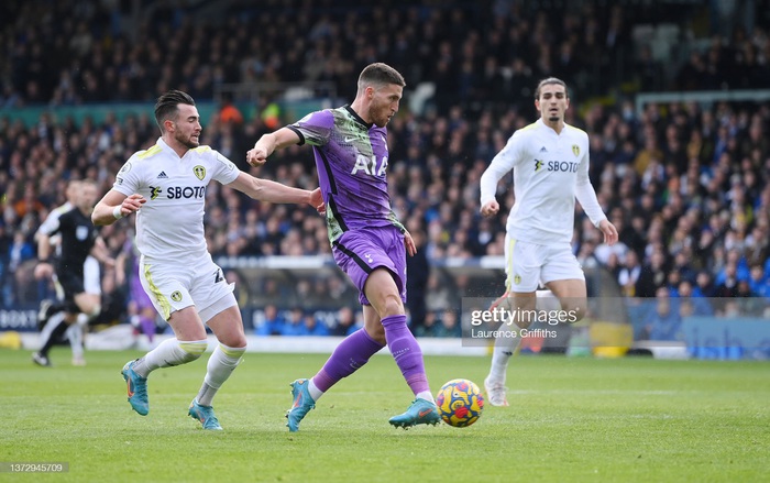 Tottenham trở lại cuộc đua top 4 sau thắng lợi 3-0 trước Leeds United - Ảnh 2.