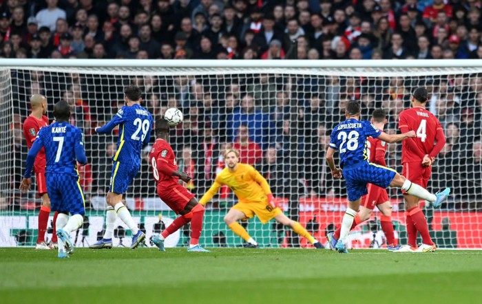 Hạ Chelsea sau loạt luân lưu vô cùng khó tin, Liverpool vô địch cúp Liên đoàn Anh - Ảnh 6.