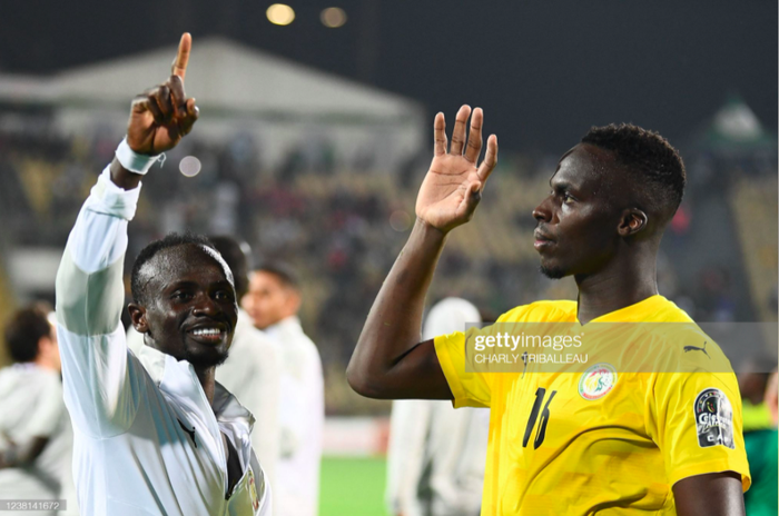Hậu vệ Burkina Faso trượt chân như bán độ, giúp Senegal vào chung kết Cúp châu Phi - Ảnh 7.