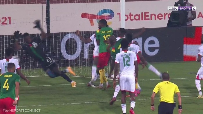Cameroon lội ngược dòng khó tin tại Cúp châu Phi dù bị dẫn 3 bàn đến phút 70 - Ảnh 5.