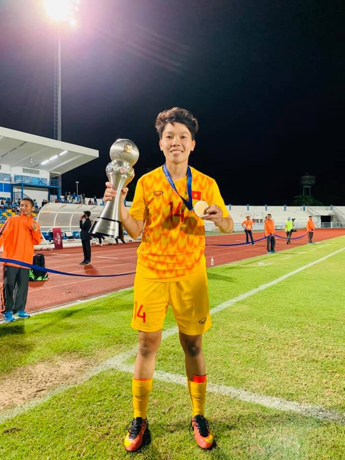 Chi tiết về profile các cô gái vàng của bóng đá nữ Việt Nam vừa giành vé dự World Cup 2023 - Ảnh 1.