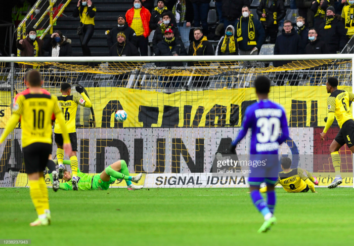 Dortmund bị Leverkusen nghiền nát - Ảnh 1.