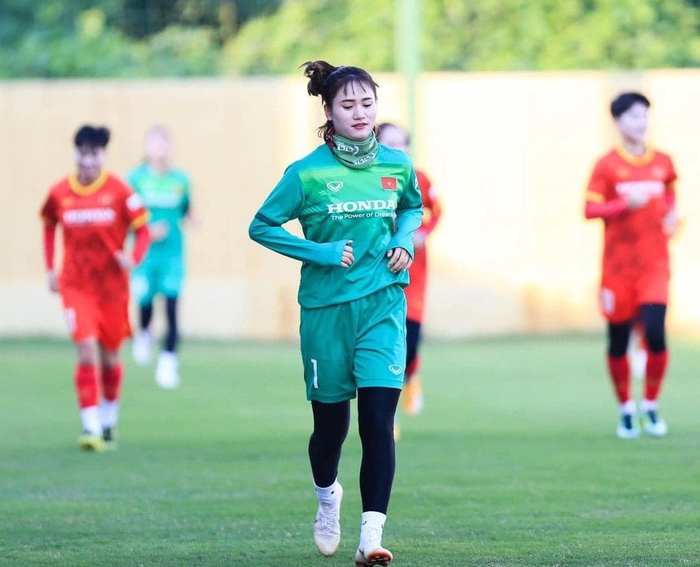 Chi tiết về profile các cô gái vàng của bóng đá nữ Việt Nam vừa giành vé dự World Cup 2023 - Ảnh 2.
