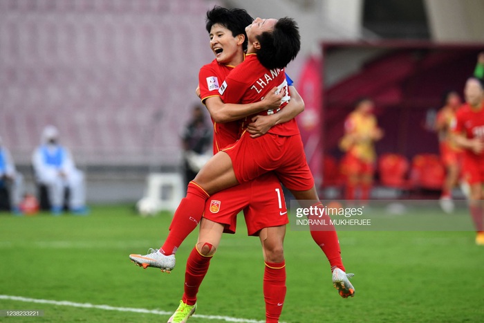 Tuyển nữ Trung Quốc vô địch cúp bóng đá nữ châu Á 2022, tiến gần tới giấc mơ &quot;La Decima&quot; - Ảnh 4.